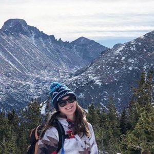 Meet your Posher, Desiree